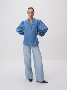 Jeansowa koszula ze stójką - niebieski