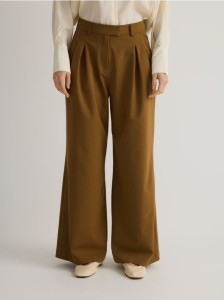 Szerokie spodnie z zakładkami - brązowy