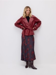 Spódnica w róże - ciemnofioletowy