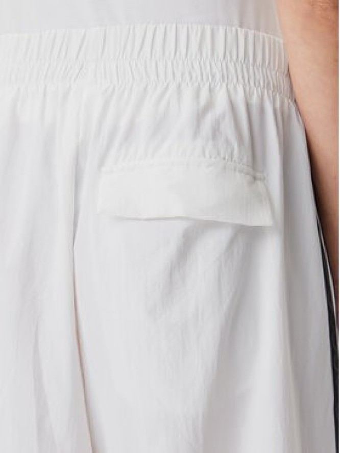 adidas Spodnie dresowe Essentials 3-Stripes JE1307 Biały Loose Fit