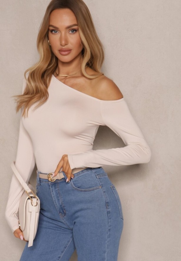 Beżowa Bluzka z Wiskozą i Asymetrycznym Dekoltem Tatolinna