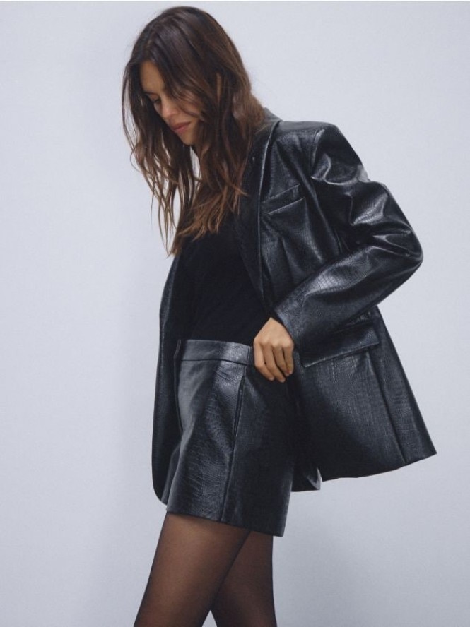 Szorty w zwierzęcy wzór - czarny