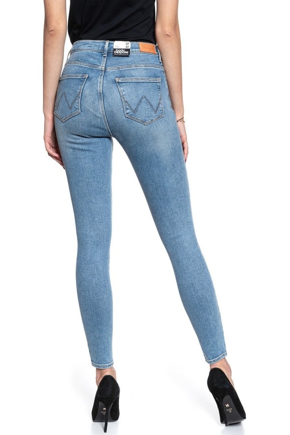 WRANGLER HIGH RISE SKINNY LIGHT OCEAN W27HWD86W 112128136
