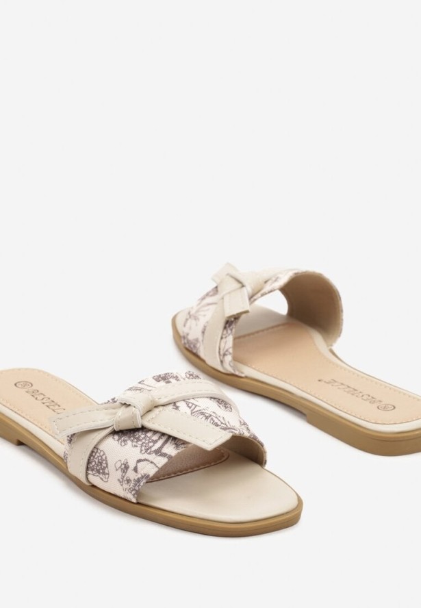 Beżowe Klapki z Plecioną Cholewką i Ozdobnym Paskiem Sarseli