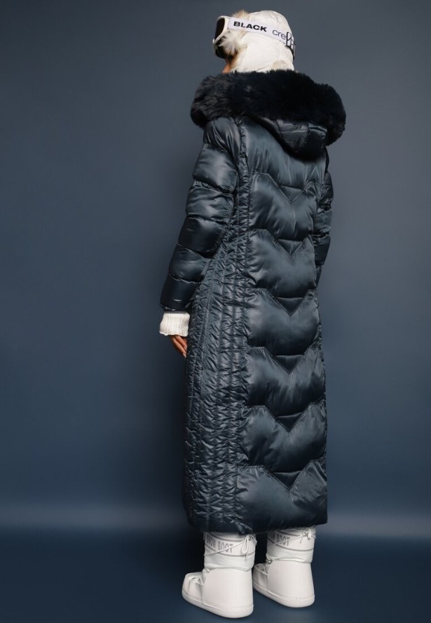 Ciemnozielona Kurtka Płaszcz z Ozdobnym Pikowaniem z Kapturem z Futerkiem i Marszczeniami Larian