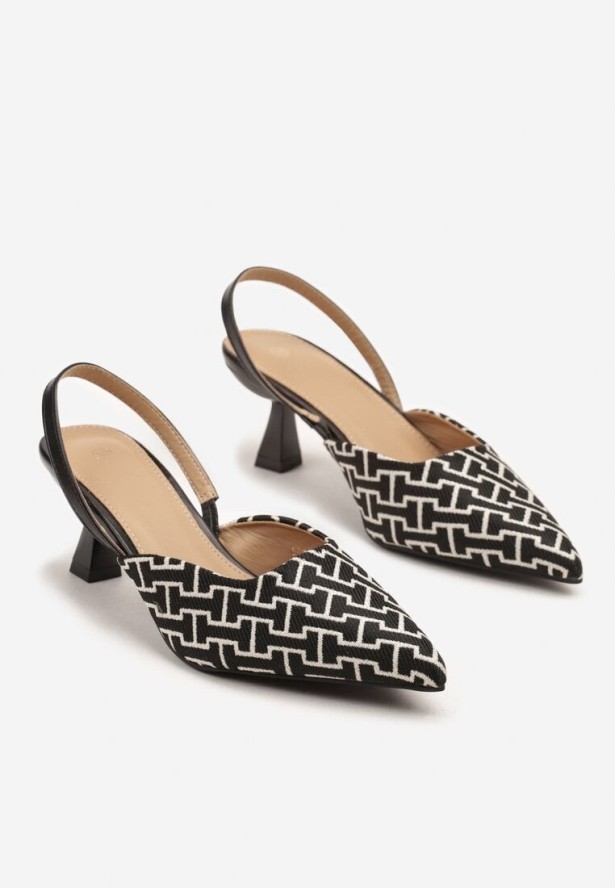 Czarne Sandały na Obcasie Kaczuszce z Geometrycznym Motywem Arrivanna