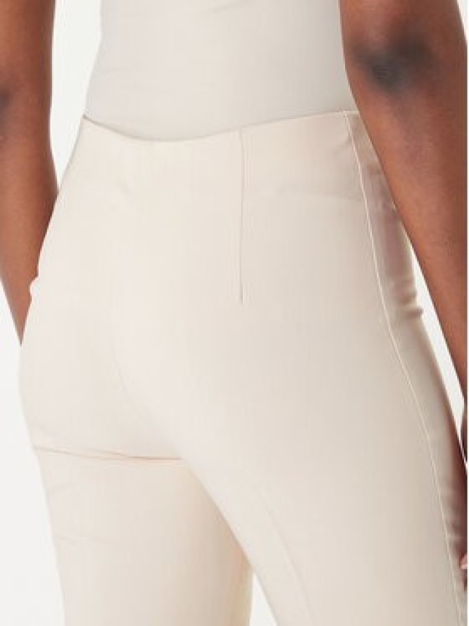 Rinascimento Spodnie materiałowe CFC0128641003 Beżowy Slim Fit