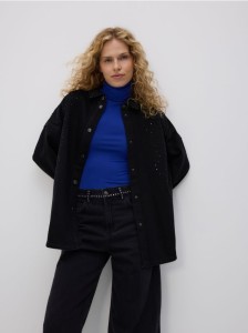 Jeansowa koszula z aplikacjami - czarny