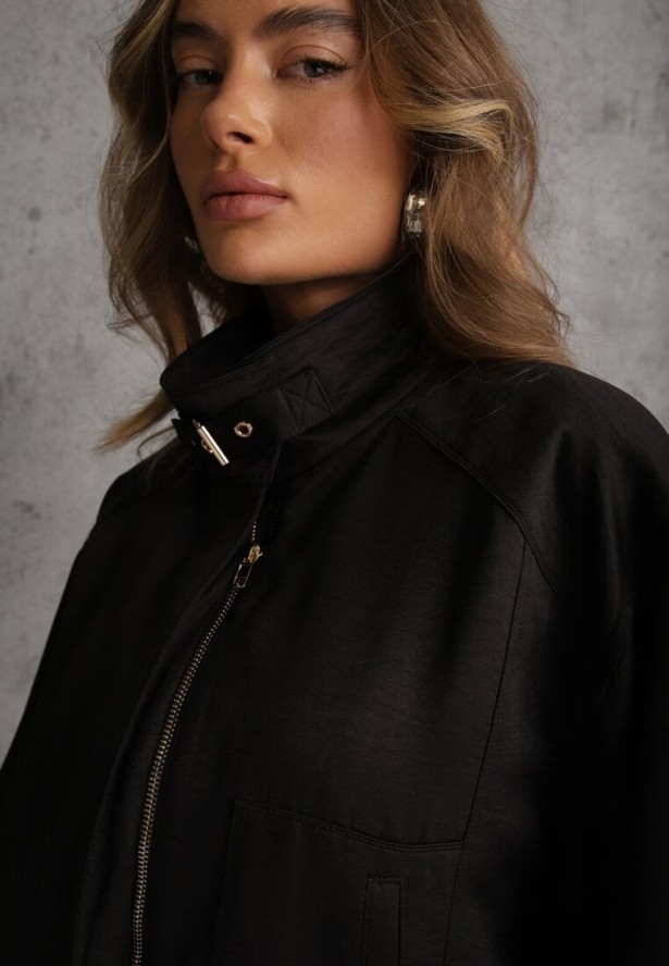 Czarna Kurtka Bomberka Oversize z Regulowanymi Mankietami Lann