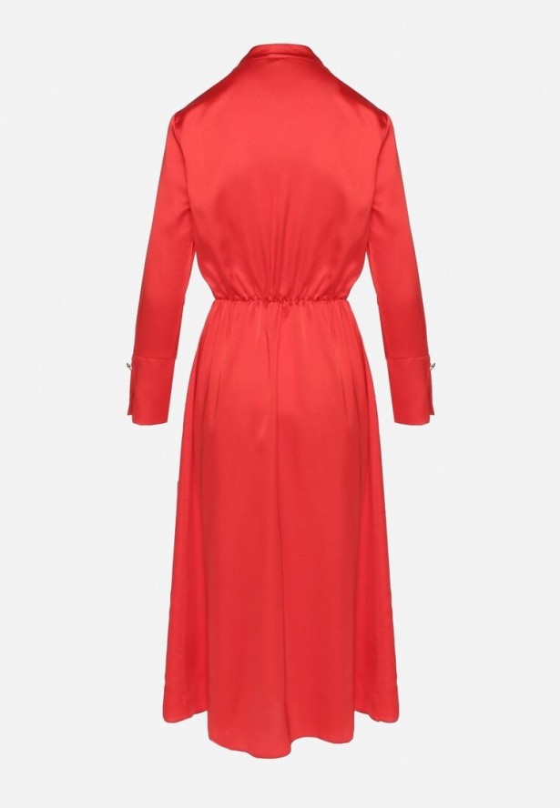 Czerwona Satynowa Sukienka Koktajlowa Ozdobiona Guzikiem Leannea