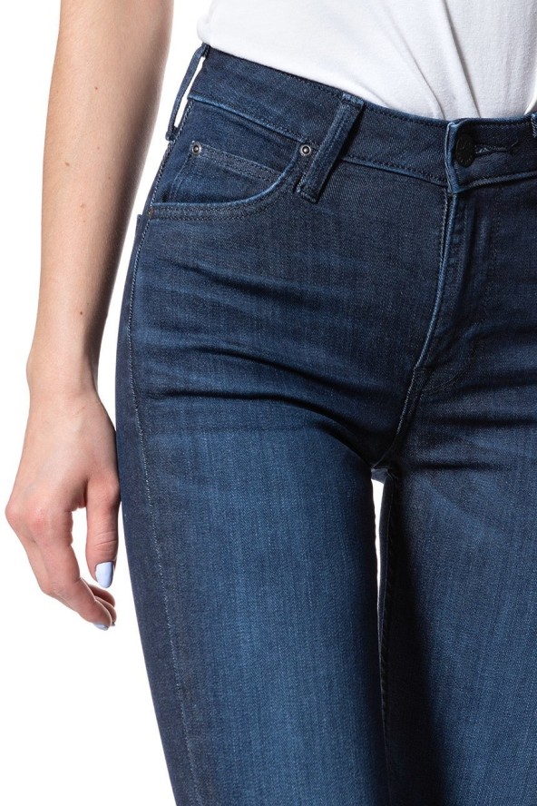 SPODNIE DAMSKIE LEE SCARLETT HIGH DARK SALIDA L626SLKC 112114399