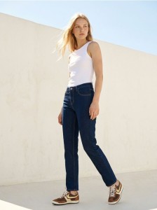 Jeansy straight leg push-up - niebieski