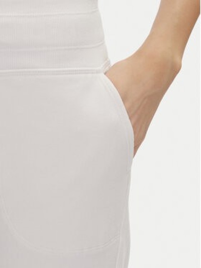 DKNY Sport Spodnie dresowe DP5P3496 Beżowy Regular Fit