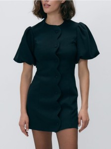 Sukienka z ozdobnymi guzikami - czarny