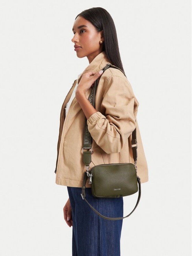 Calvin Klein Torebka Webbing 2X Strap Camera Bag LV04F3656G Zielony ciemny