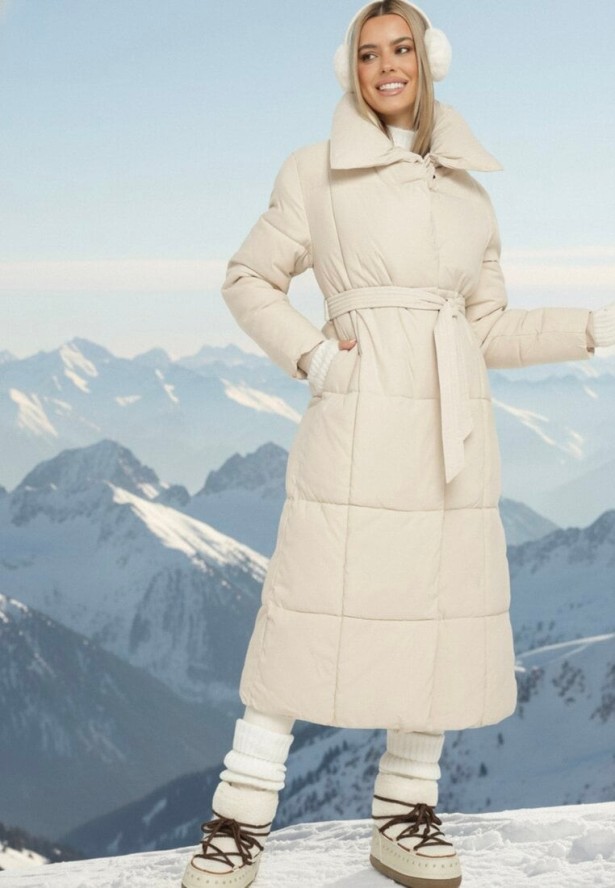 Jasnobeżowa Pikowana Kurtka Płaszcz za Kolano z Wiązanym Paskiem Opiedsse