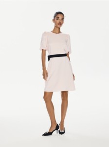 Sukienka z kokardą - pastelowy róż