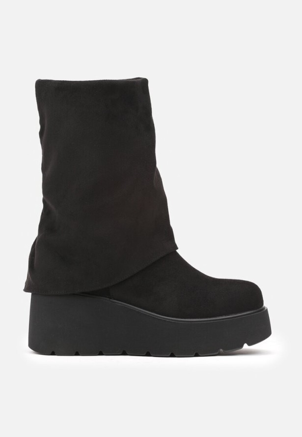 Czarne Botki na Koturnie z Ociepleniem Ozdobione Wywiniętą Cholewką Vamisia