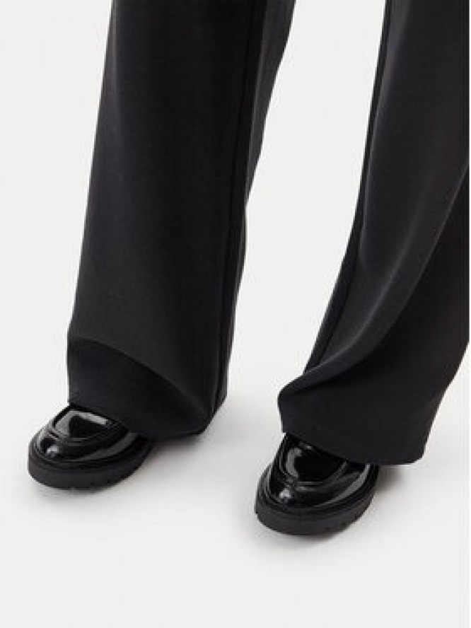 Calvin Klein Jeans Spodnie dresowe J20J225537 Czarny Straight Fit