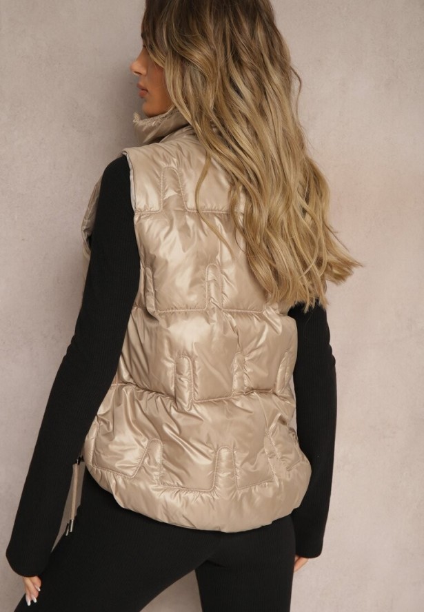 Ciemnobeżowa Kamizelka Pikowana Ozdobiona Troczkami i Stójką Terinora