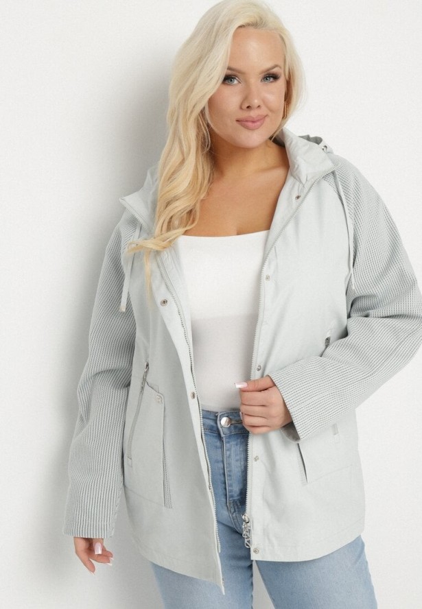 Zielona Kurtka Wiatrówka z Odpinanym Kapturem i Ściągaczami Arseli