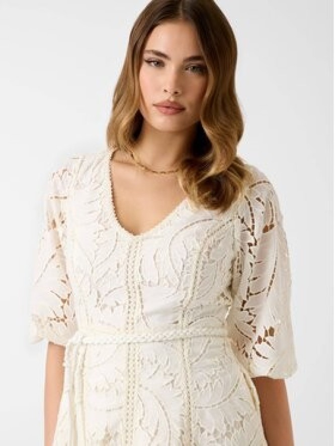 Guess Sukienka codzienna 181239 Biały Classic Fit