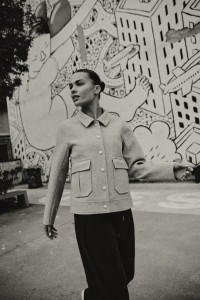 Krótka kurtka szara