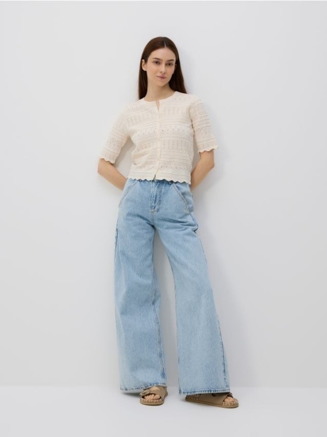 Ażurowa bluzka z dodatkiem wiskozy - kremowy