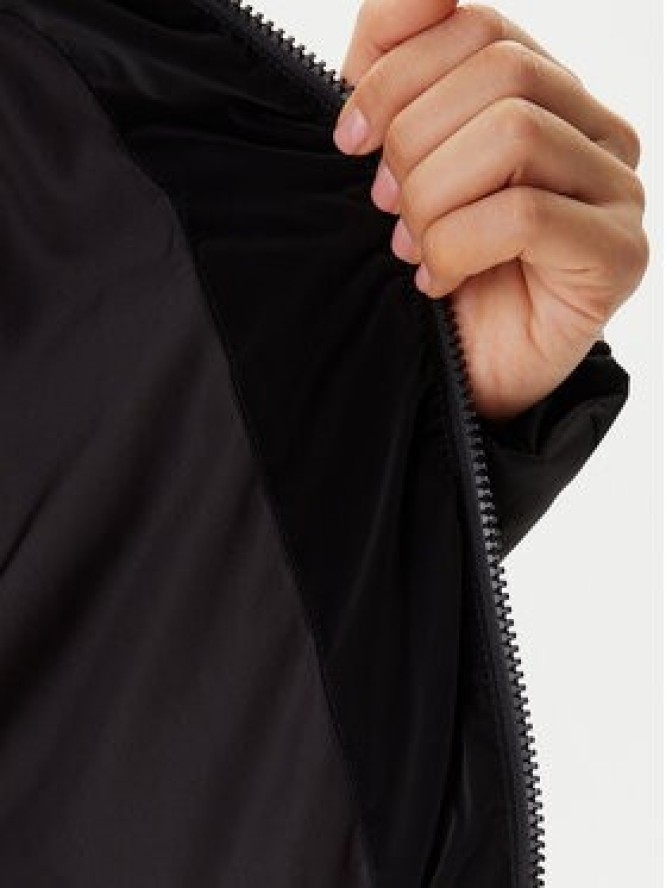 Guess Kurtka zimowa V5BL11 WGYC2 Czarny Regular Fit