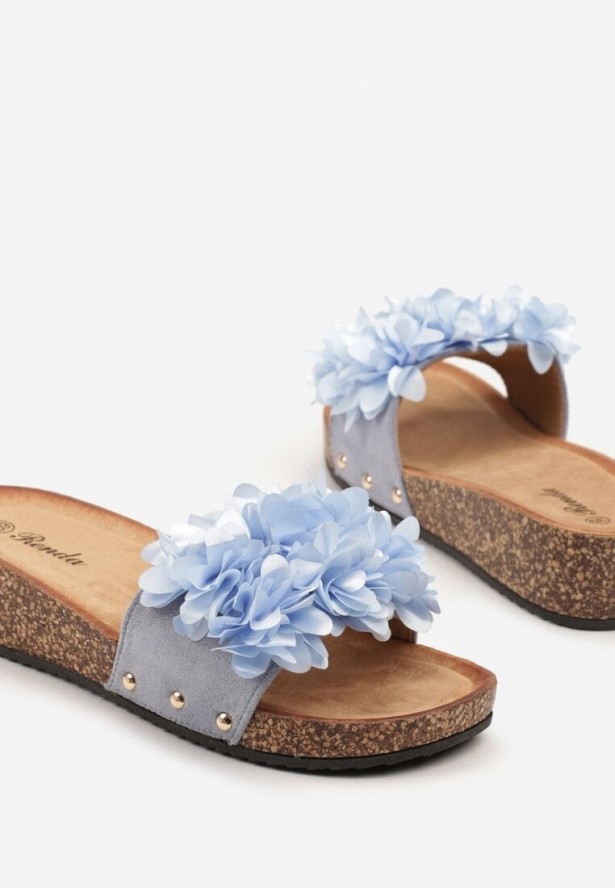 Niebieskie Klapki na Koturnie z Kwiatem 3D Nevorra