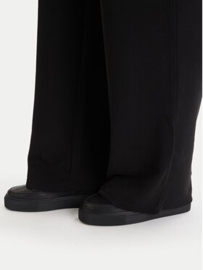 ONLY Spodnie dresowe Maya 15361169 Czarny Regular Fit