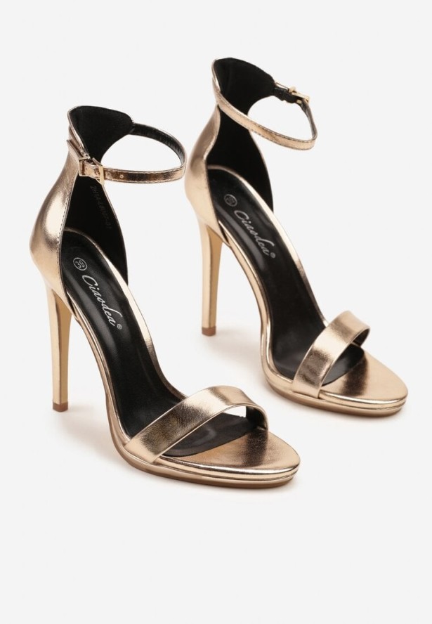 Szampańskie Sandały na Szpilce w Klasycznym Stylu Natileine