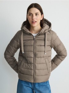 Pikowana kurtka z kapturem - brązowy