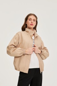 Kurtka ze stójką beżowa