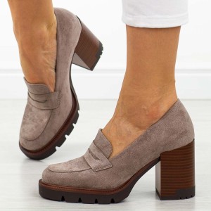 Beżowe półbuty damskie, mokasyny na słupku Potocki 12404