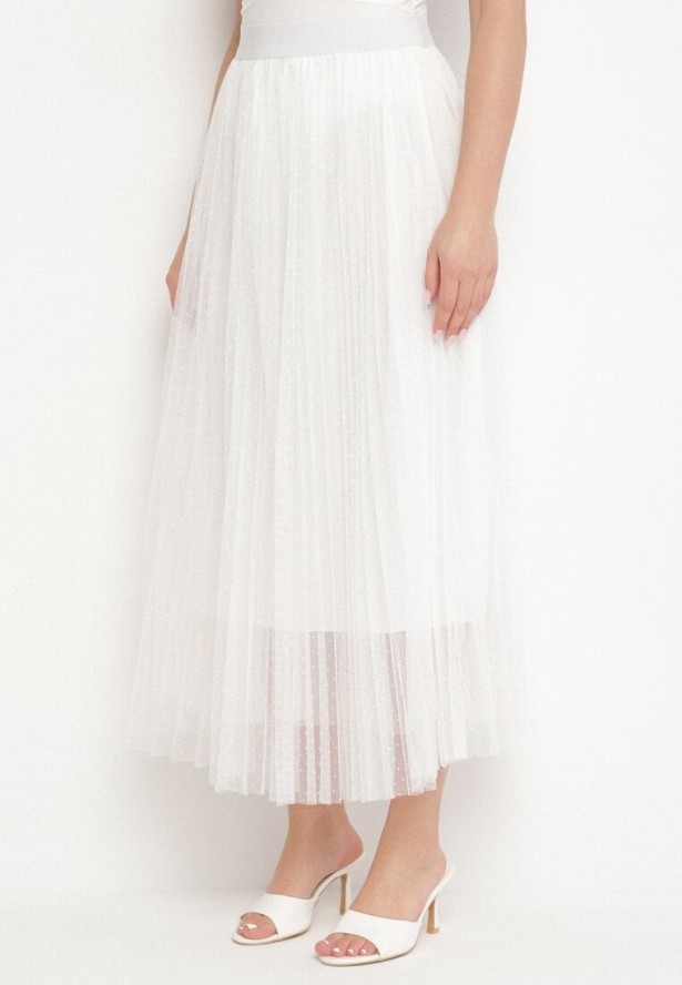 Biała Tiulowa Spódnica w Kropki o Rozkloszowanym Kroju Folirea