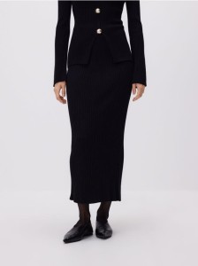 Dzianinowa spódnica z wiskozą - czarny