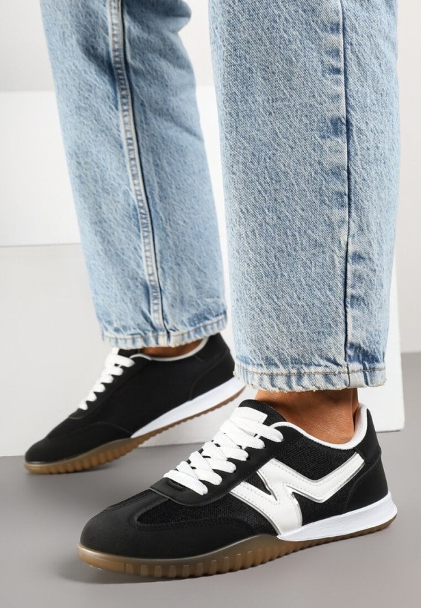 Czarne Sneakersy Typu Klasyczne Tenisówki Zdobione Przeszyciami Elanioria