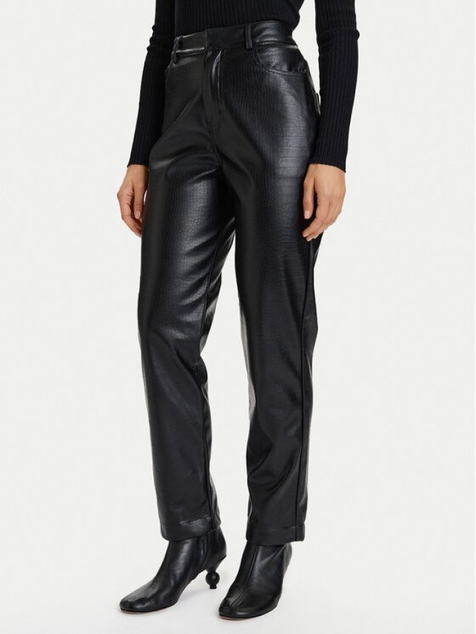 French Connection Spodnie z imitacji skóry 74ZBO Czarny Regular Fit