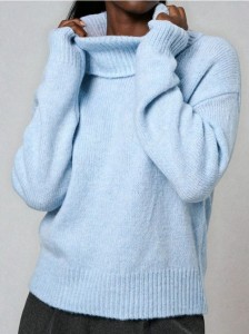 Klasyczny golf z domieszką wełny - niebieski