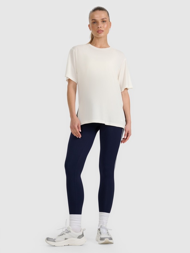 4F T-shirt oversize z modalem damski - biały XS