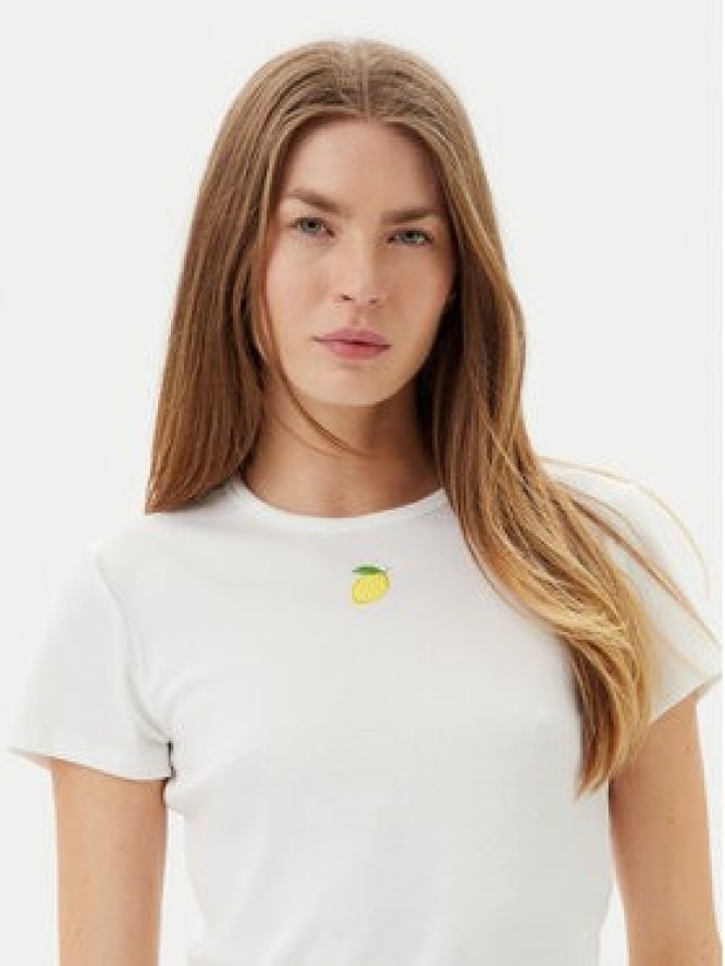 ONLY T-Shirt Daniella 15350554 Biały Slim Fit