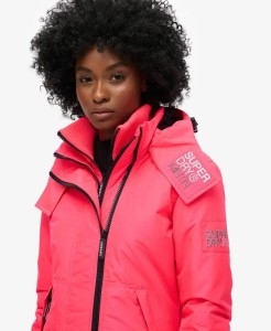 superdry Kurtka wiatrówka górska z kapturem slim – HYPER FIRE PINK