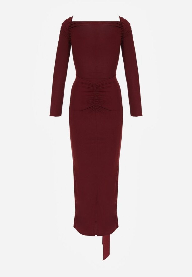 Bordowa Dopasowana Sukienka z Ozdobnym Marszczeniem Trenem i Rozcięciem Alutria