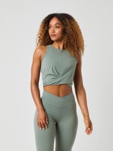 bjorn_borg STUDIO CROSS TANK TOP w kolorze AGAVE GREEN