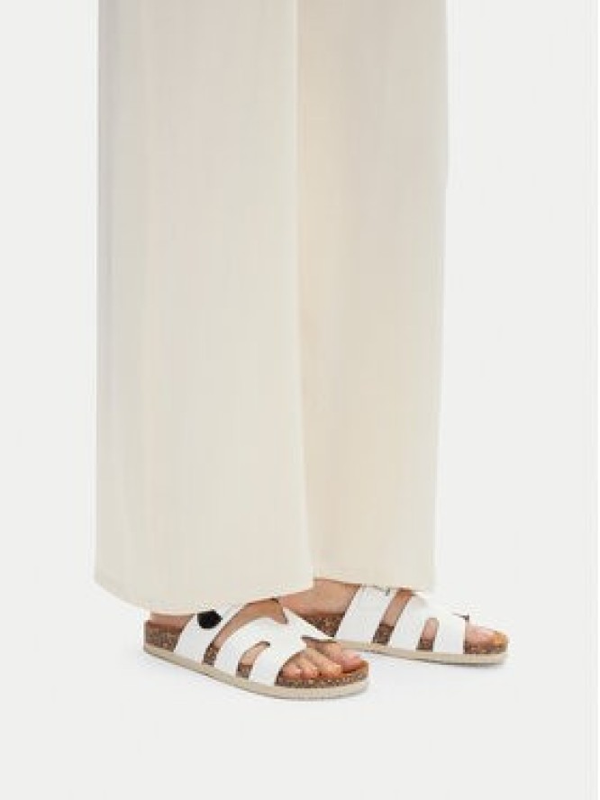 Lasocki Klapki GRD-22010-02 Biały