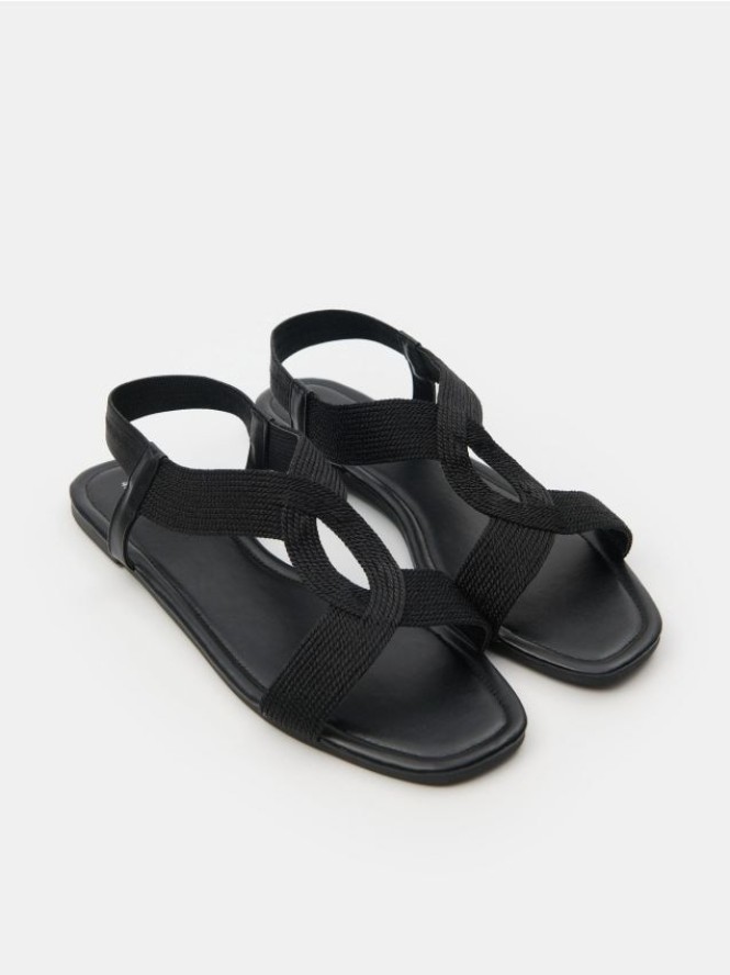 Sandały z plecionymi paskami - czarny