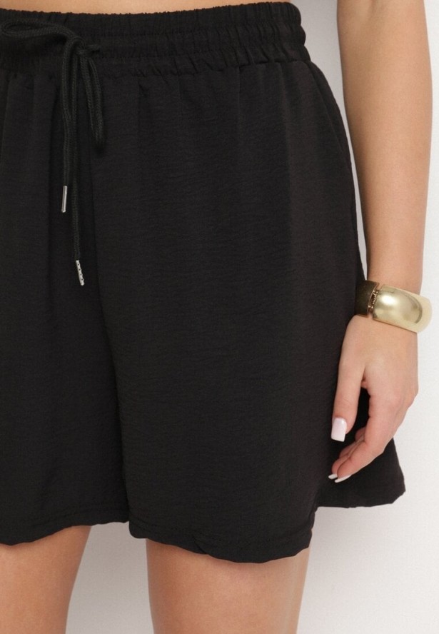 Czarne Szorty z Wiskozą i Wysokim Stanem Puvea