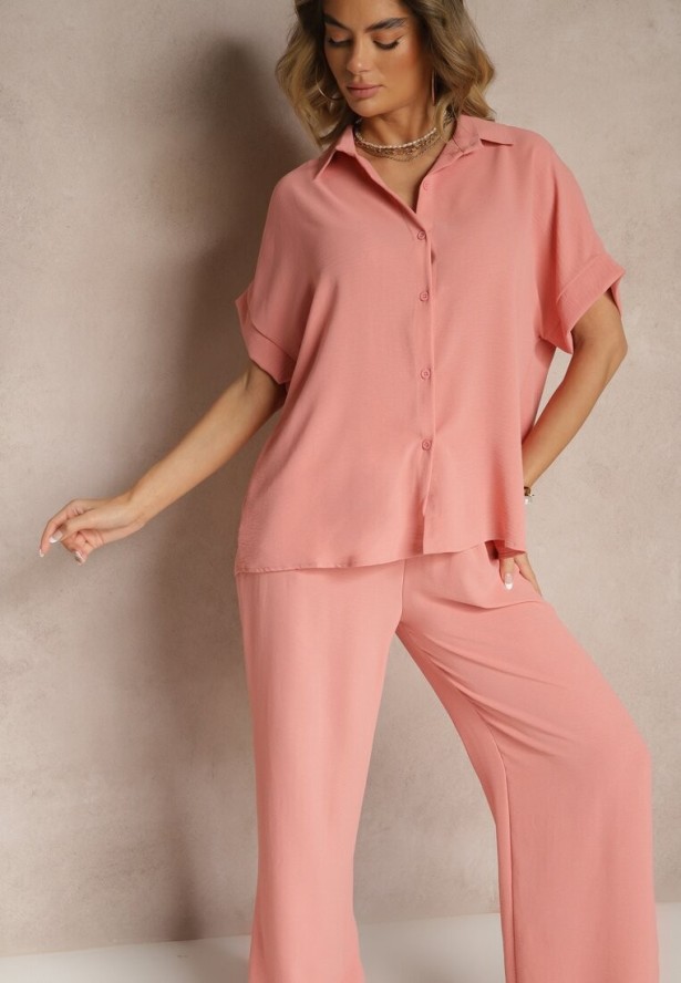 Różowy Komplet z Koszulą z Krótkim Rękawem i Spodniami o Szerokim Kroju Malerienna