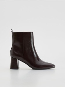 Botki na obcasie - mahoniowy